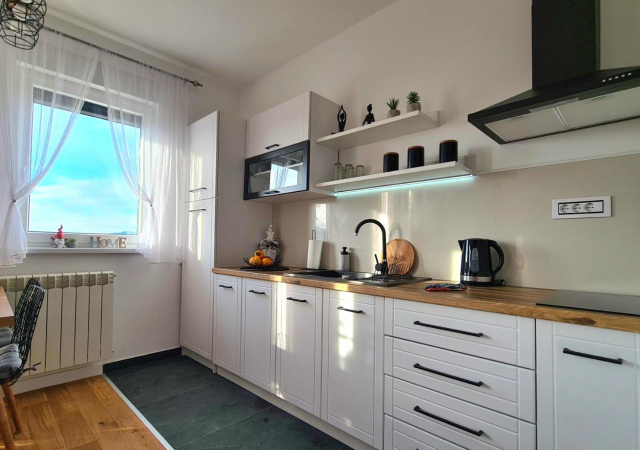 Golden Horizont Apartment *